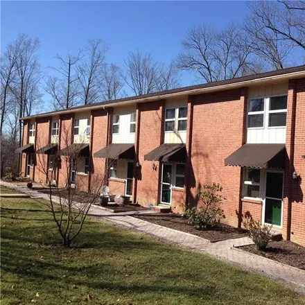 Buy this 3 bed condo on 211 Oakview Drive in Ligonier Township, PA 15658