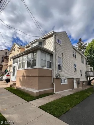 Image 1 - 140 Atlantic Street, Paterson, NJ 07503, USA - Townhouse for sale