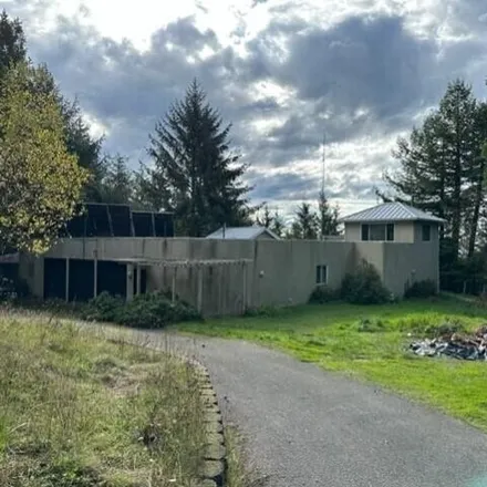 Image 3 - 5333 Fickle Hill Rd, Arcata, California, 95521 - House for sale