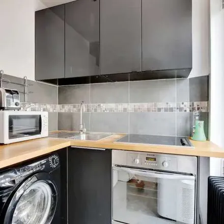 Image 9 - 13 Rue Alibert, 75010 Paris, France - Apartment for rent