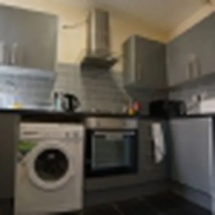 Rent this 3 bed apartment on Claremont Road in Liverpool, L15 3HL