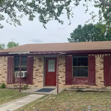Buy this 2 bed house on 215 East Doughty Street in Uvalde, TX 78801