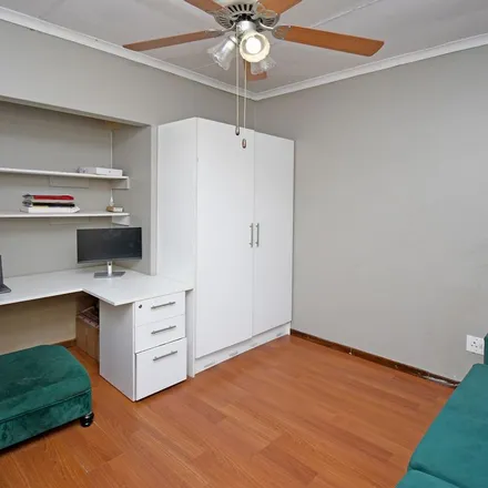 Rent this 4 bed apartment on Centaurus Avenue in Bloubosrand, Randburg