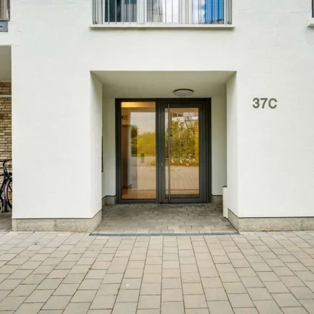 Rent this 1 bed apartment on Hahnstraße 37c in 60528 Frankfurt, Germany