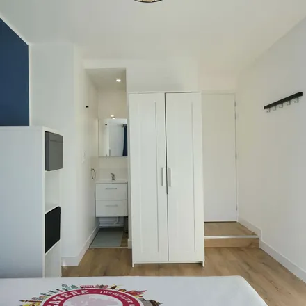 Rent this 1 bed apartment on 10 Rue Aristide Briand in 59000 Lille, France