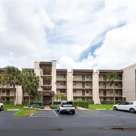 Buy this 1 bed condo on 9430 Poinciana Place in Pine Island Ridge, Davie