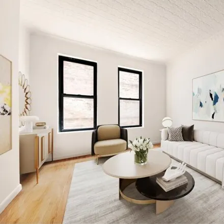Image 2 - 332 E 77th St Apt 3, New York, 10075 - Apartment for sale