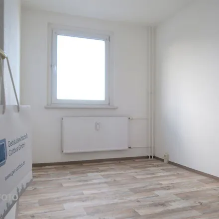 Rent this 3 bed apartment on Rostocker Straße 11 in 03046 Cottbus - Chóśebuz, Germany