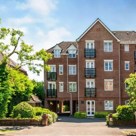 Rent this 2 bed apartment on 4 Westwood Road in Westwood Park, Southampton