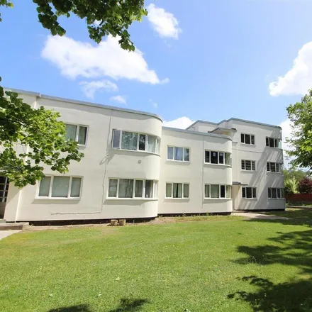 Rent this 2 bed apartment on Petersfield Court in Stratford Road, Hall Green