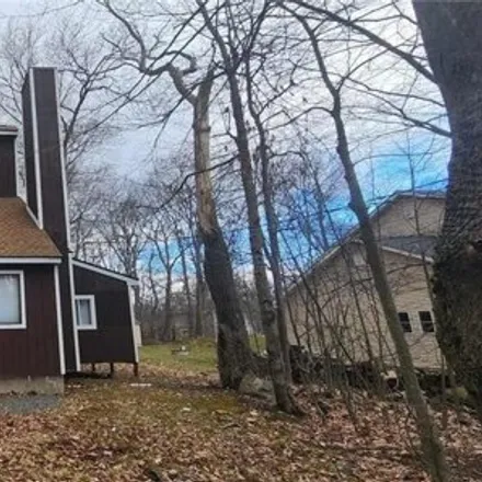 Buy this 3 bed house on 424 Northampton Rd in Pennsylvania, 18466