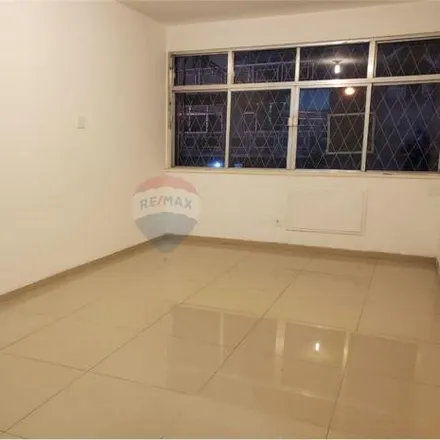 Buy this 2 bed apartment on Rua Bocaiúva 122 in Jardim Guanabara, Rio de Janeiro - RJ
