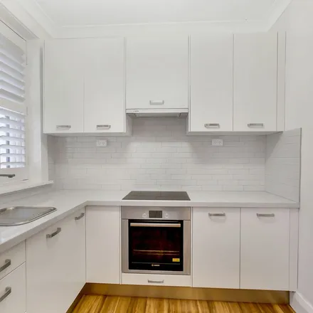 Rent this 1 bed apartment on La Rea in 42 Bayswater Road, Rushcutters Bay NSW 2011