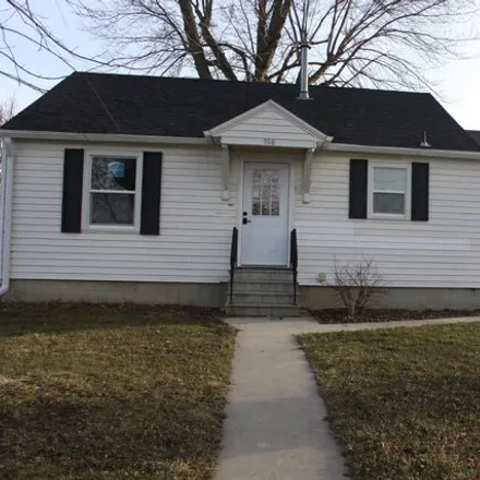 Buy this 2 bed house on 758 West 7th Street in Storm Lake, IA 50588
