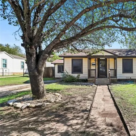 Rent this 3 bed house on 4409 Fairfax Street in Fort Worth, TX 76116