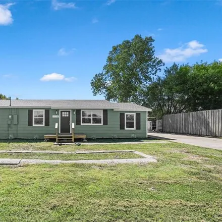Buy this 3 bed house on 1106 Bozman Road in Wylie, TX 75098