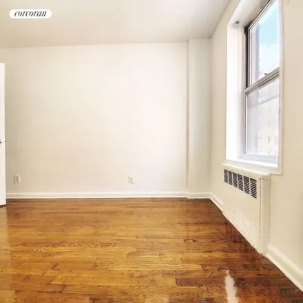 Image 3 - 401 West 56th Street, New York, NY 10019, USA - Apartment for rent