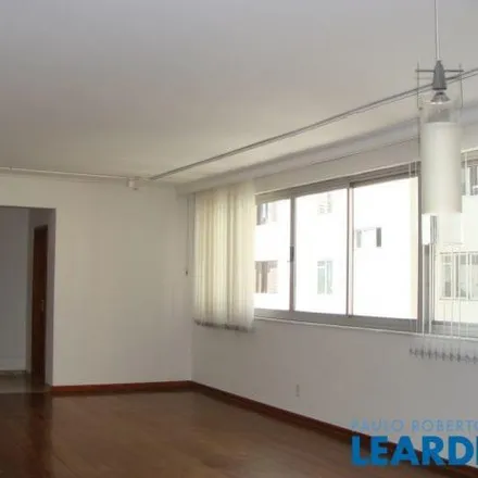 Rent this 3 bed apartment on Rua Abílio Soares 925 in Paraíso, São Paulo - SP