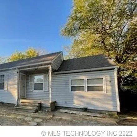 Buy this 3 bed house on 2728 East Oklahoma Street in Tulsa, OK 74110