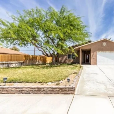 Buy this 3 bed house on 936 West Iowa Avenue in Ridgecrest, CA 93555