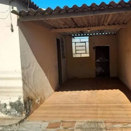 Buy this 4 bed house on Rua Walter Brandão in Alfredo Freire, Uberaba - MG