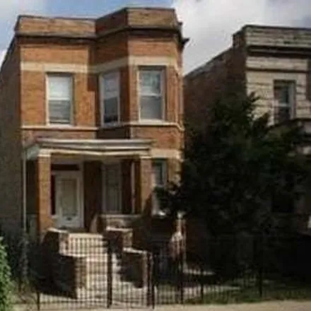 Rent this 3 bed house on 5727 South Sangamon Street in Chicago, IL 60621