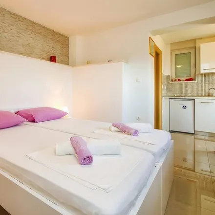 Rent this studio apartment on Mali Rat in 21314 Općina Dugi Rat, Croatia