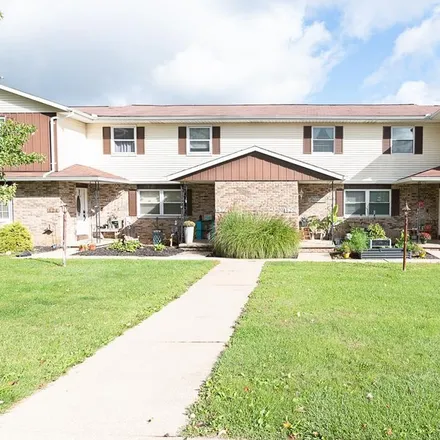 Buy this 3 bed house on 820 Red Oak Trail in Mansfield, OH 44904