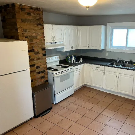 Rent this 3 bed condo on 53 Third St