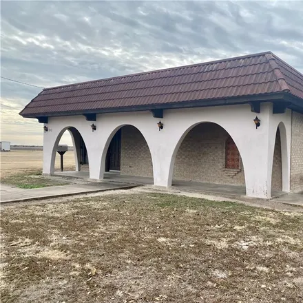 Image 3 - 1398 Mathis San Patricio, Mathis, TX 78368, USA - House for rent