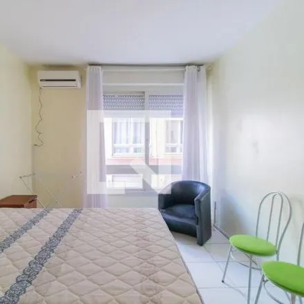 Rent this 1 bed apartment on Feira de Antiguidades in Rua Coronel Genuíno, Historic District