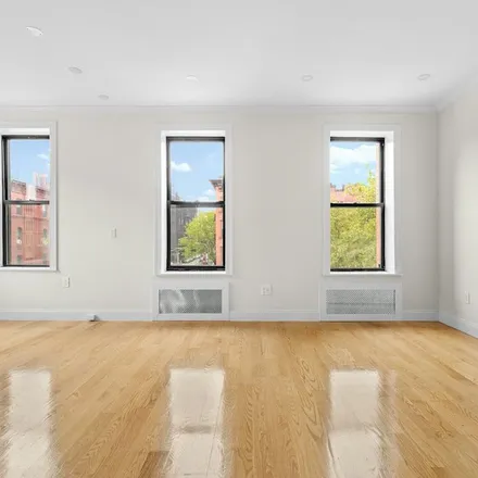 Rent this 2 bed apartment on Katsuei in 210 7th Avenue, New York