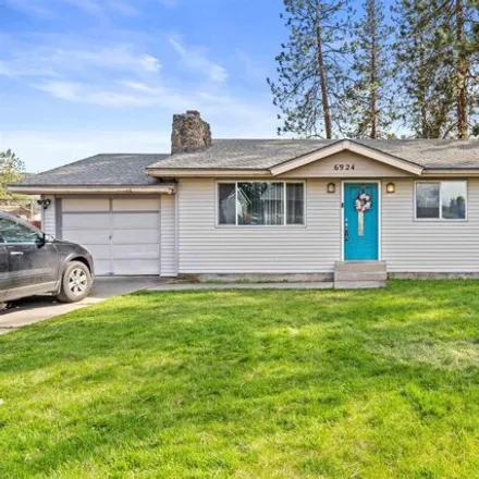 Buy this 3 bed house on 6988 East 10th Avenue in East Spokane, Spokane Valley