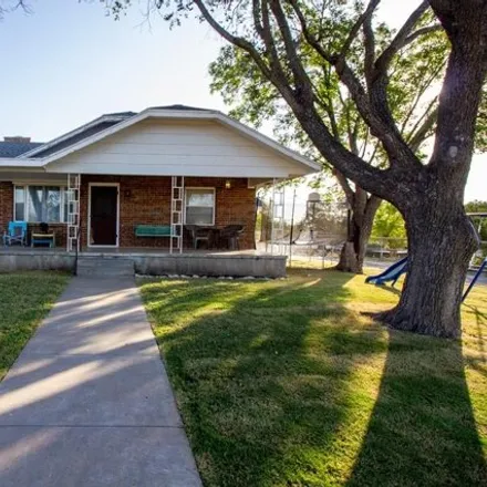 Buy this 3 bed house on 101 Encino Street in Ozona, TX 76943