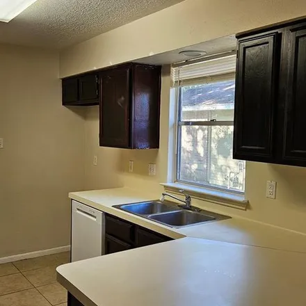 Image 3 - 2971 Parkwood Manor Drive, Houston, TX 77339, USA - Apartment for rent