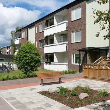 Rent this 3 bed apartment on Lybecksvägen 15A in 393 54 Kalmar, Sweden