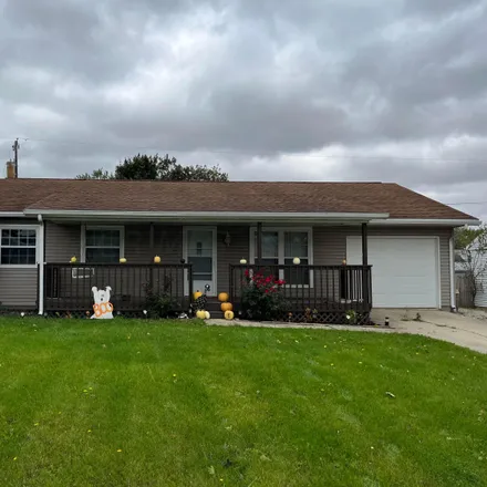 Buy this 3 bed house on 227 Nauman Avenue in Bucyrus, OH 44820