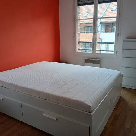 Rent this 3 bed apartment on 8 Rue des Myosotis in 59037 Lille, France