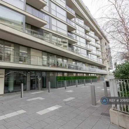 Rent this 3 bed apartment on Granite Apartments in 51 River Gardens Walk, London
