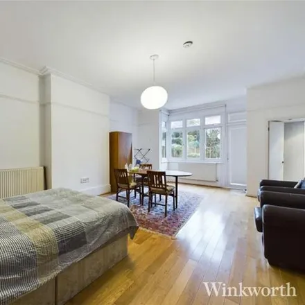 Image 2 - West Lodge Avenue, London, W3 9SH, United Kingdom - Apartment for sale