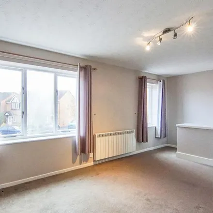 Image 1 - Rochester Close, Nuneaton, CV11 5XL, United Kingdom - Apartment for rent