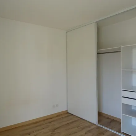 Rent this 2 bed apartment on 65 Allée du Peseur Juré in 45160 Olivet, France