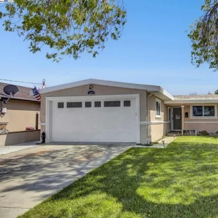 Buy this 4 bed house on 3680 Yorktown Road in Fremont, CA 94538