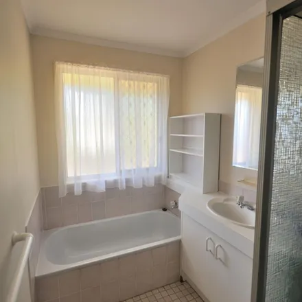 Rent this 3 bed apartment on Kyamba Street in Alexandra Hills QLD 4161, Australia