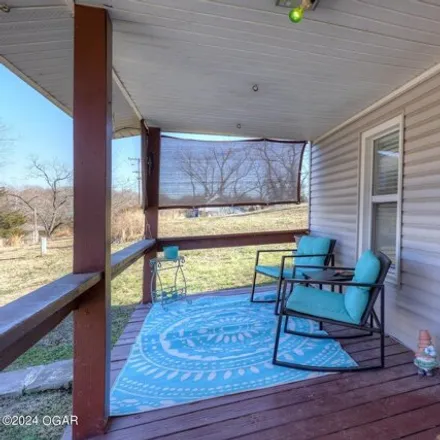 Image 3 - 680 Osage Street, Seneca, Newton County, MO 64865, USA - House for sale