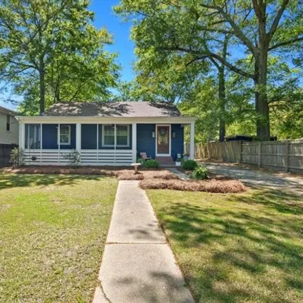 Buy this 3 bed house on 756 Oak Drive in Laurel, MS 39440