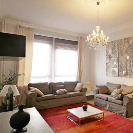 Rent this 3 bed apartment on Wasserweg 27 in 60594 Frankfurt, Germany