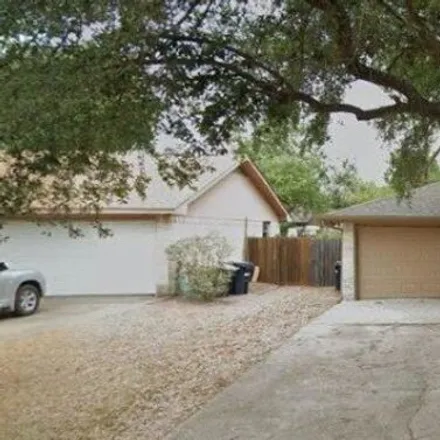 Rent this 4 bed house on 1501 Austin Ave