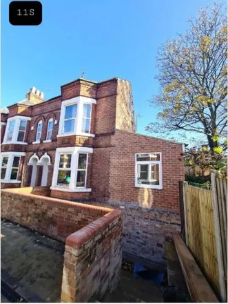 Rent this 8 bed room on 8 Sherwin Grove in Nottingham, NG7 2EZ