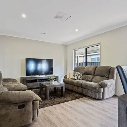 Image 9 - Oldaker Road, Huntly VIC 3551, Australia - Apartment for rent